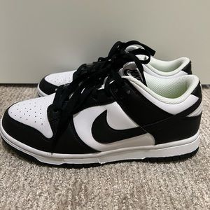 Authentic Women’s Nike Dunk Low Next Nature White/Black Size 7